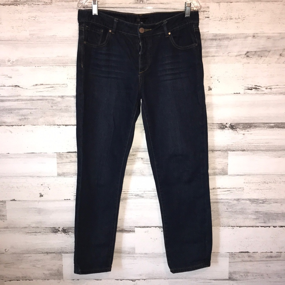 Women’s straight leg jeans